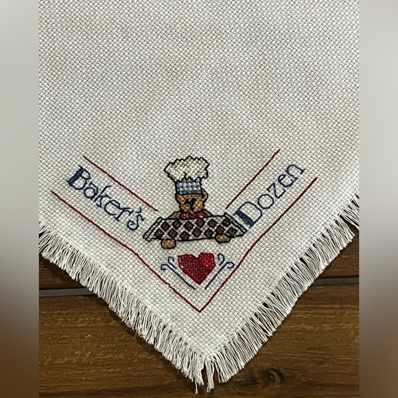 Cross Stitch Baker’s Dozen Bread Basket Linen Liner Cover Country Completed VGC - Picture 2 of 7